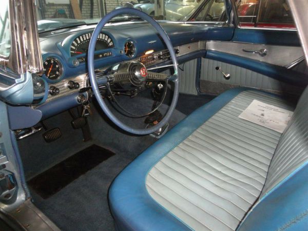 Ford Thunderbird 1955 104370