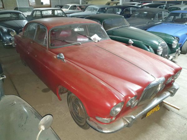 Jaguar Mk X 3.8 1963 104442