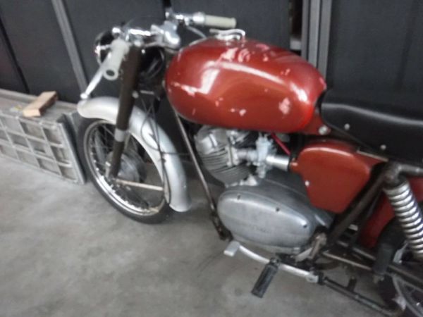 Moto guzzi Stornello 125 1968 110582