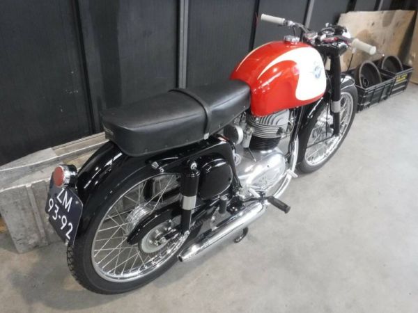 MV Agusta 175 Extra Lusso 1960 113074