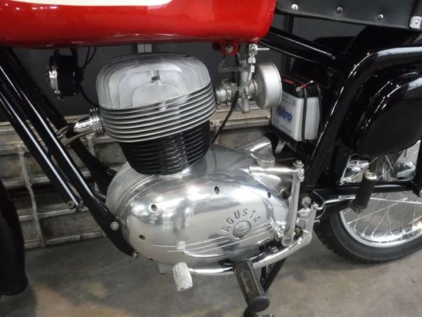 MV Agusta 175 Extra Lusso 1960 113078