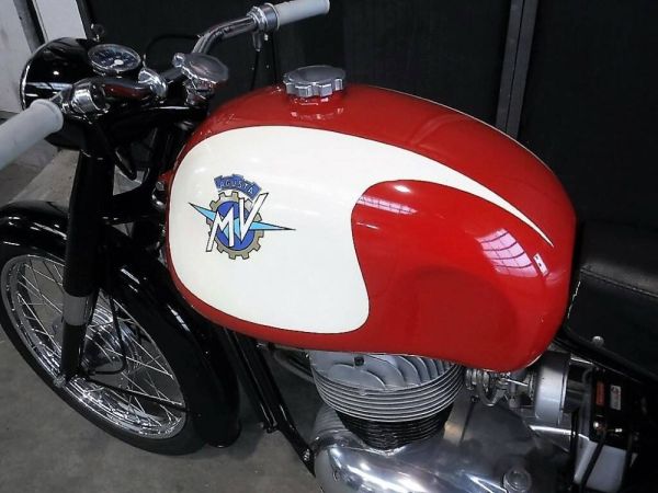 MV Agusta 175 Extra Lusso 1960 113081