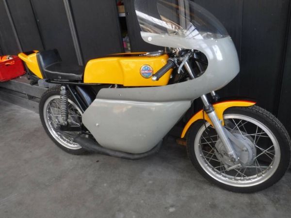 Benelli 250 SS 1969