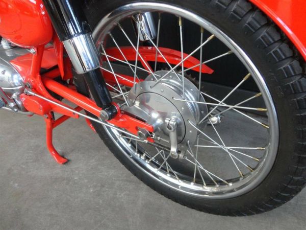 Garelli light motorcycle 1960 114313