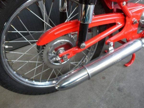 Garelli light motorcycle 1960 114314