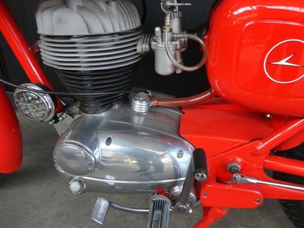 Garelli light motorcycle 1960 114318