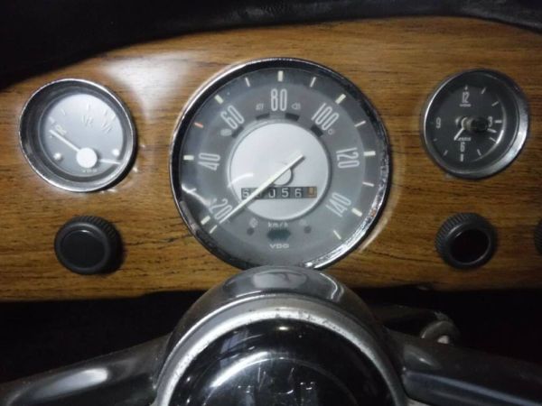 Volkswagen Karmann Ghia 1500 1969 131773