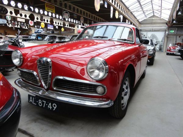 Alfa Romeo Giulia 1600 Sprint 1963 131808