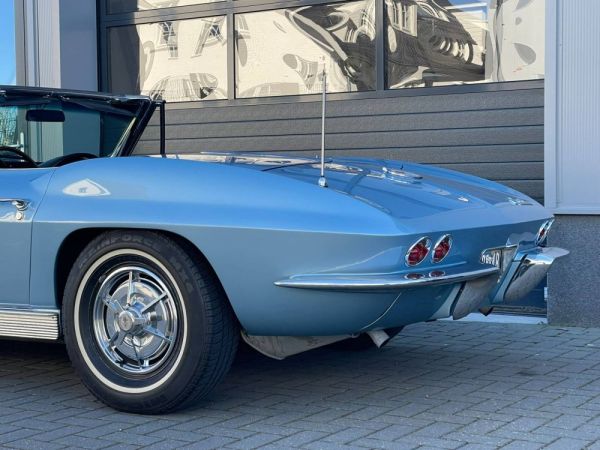 Chevrolet Corvette Sting Ray Convertible 1963 116771