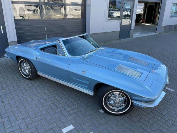Chevrolet Corvette Sting Ray Convertible 1963 116775