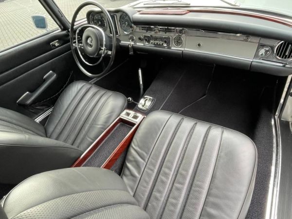 Mercedes-Benz 280 SL 1970 116778