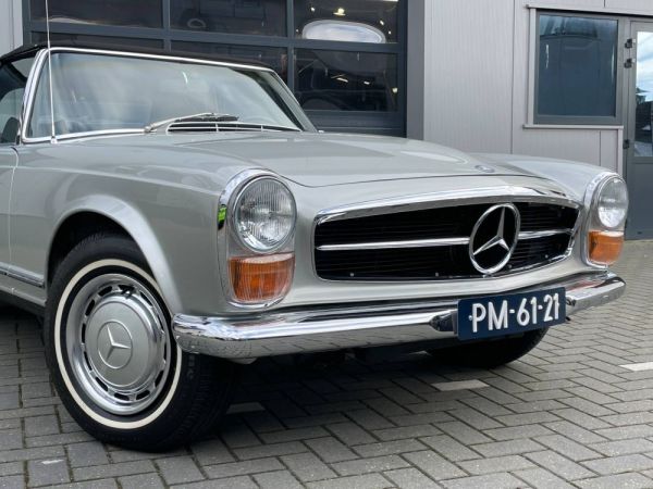Mercedes-Benz 280 SL 1970 116786