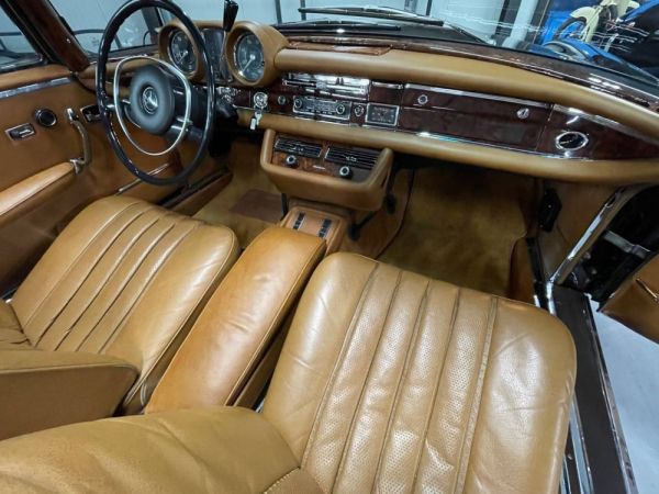 Mercedes-Benz 280 SE 1970 116840