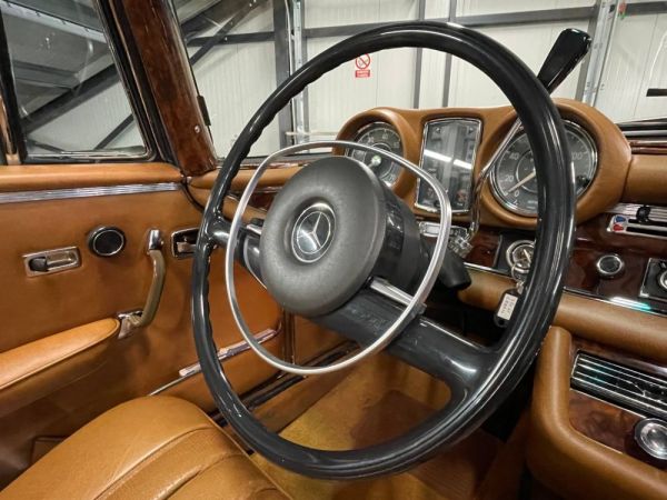 Mercedes-Benz 280 SE 1970 116842