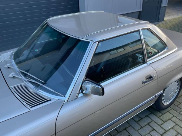 Mercedes-Benz 560 SL 1987 116871