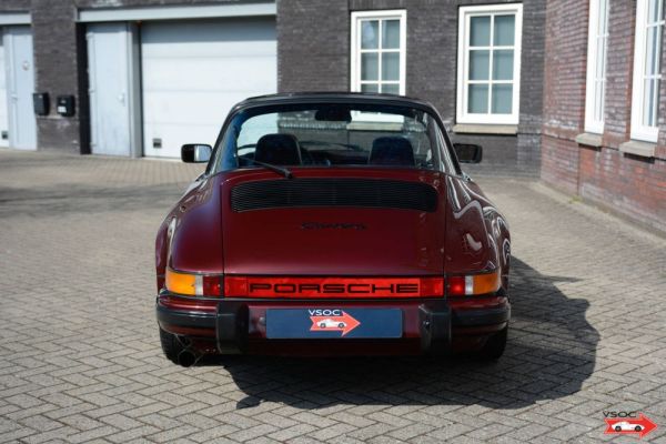 Porsche 911 Carrera 3.2 1984 119251