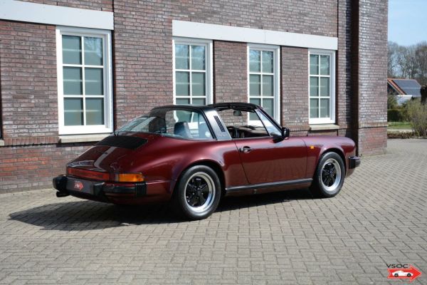 Porsche 911 Carrera 3.2 1984 119252