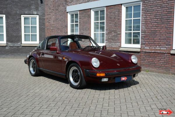 Porsche 911 Carrera 3.2 1984 119254