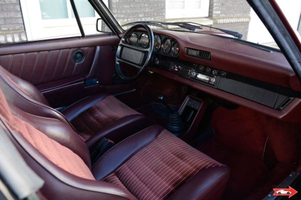 Porsche 911 Carrera 3.2 1984 119258