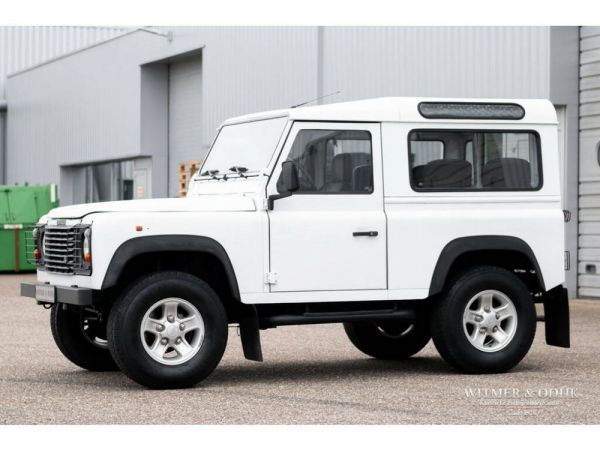 Land Rover Defender 90 1997 2786