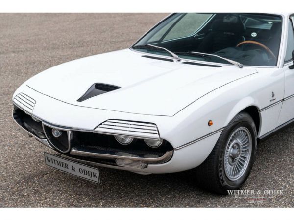 Alfa Romeo Montreal 1972 100690