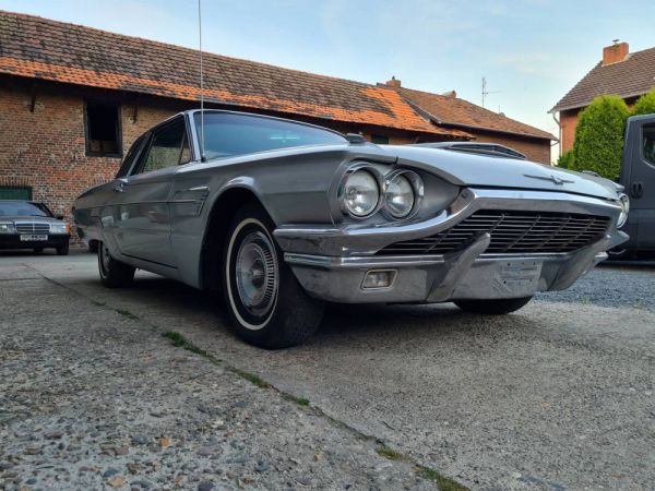 Ford Thunderbird Landau Coupe 1965 104805