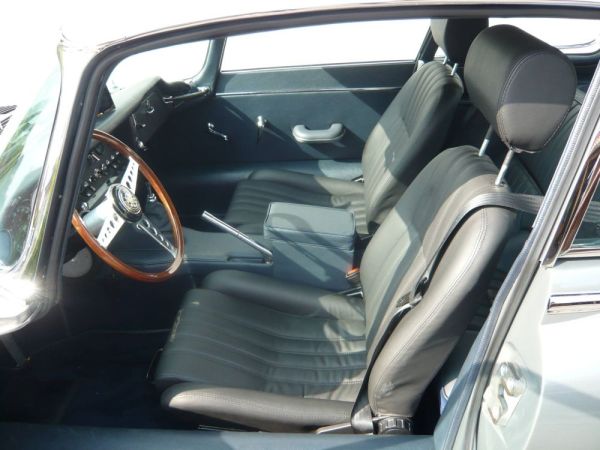 Jaguar E-Type (2+2) 1966 126658