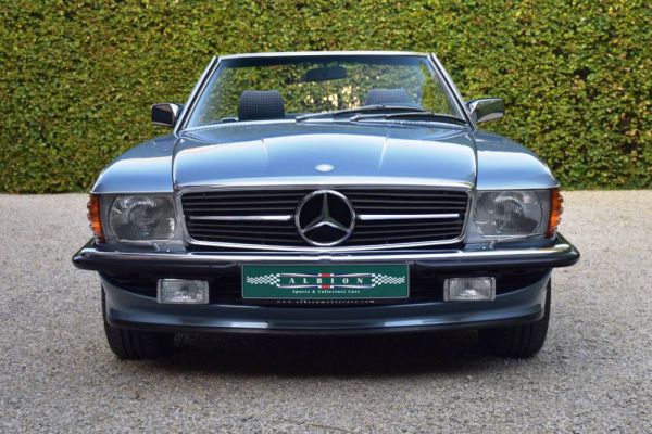 Mercedes-Benz 560 SL 1987 803