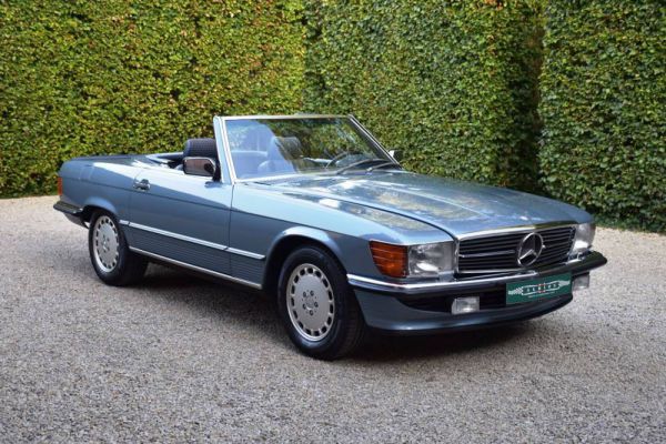 Mercedes-Benz 560 SL 1987 810