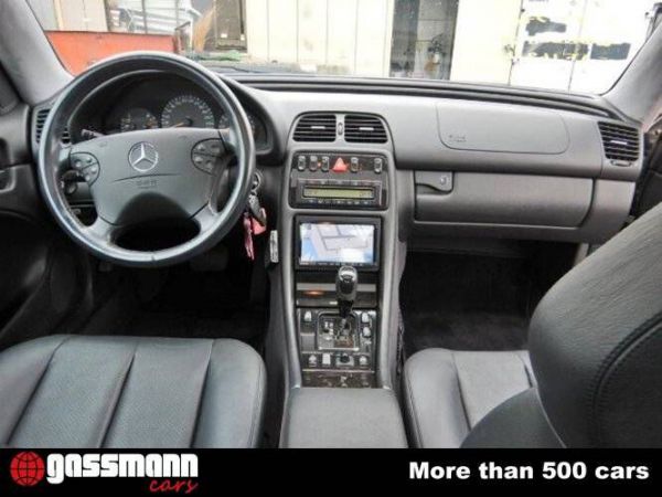 Mercedes-Benz CLK 320 2000 22217