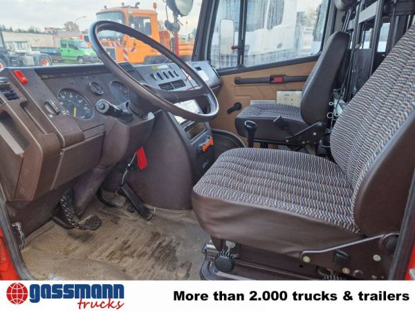 Mercedes-Benz T2 711 D 1988 22710