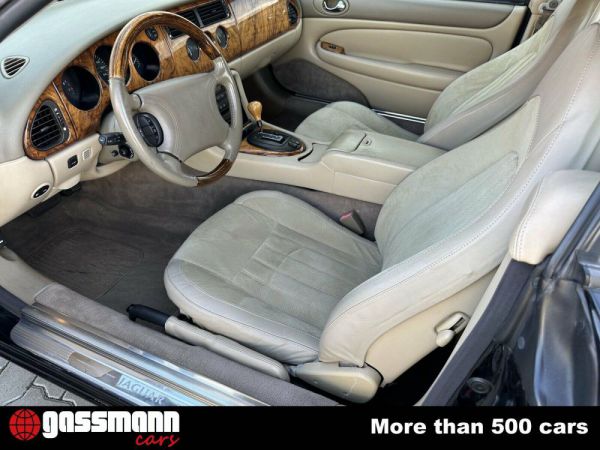 Jaguar XK8 4.0 1999 23134