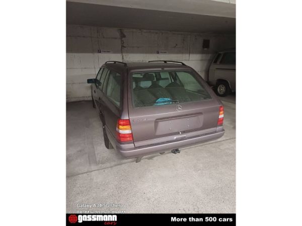 Mercedes-Benz E 220 T 1994 116968