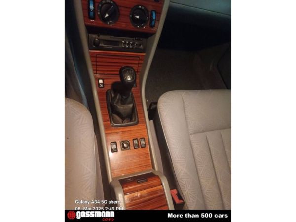 Mercedes-Benz E 220 T 1994 116972