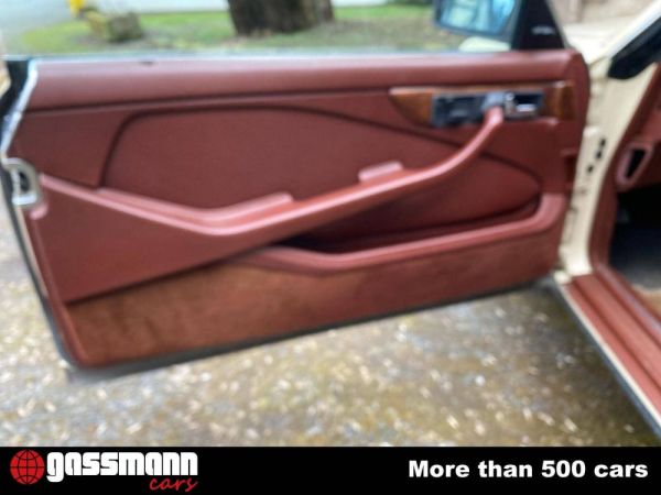 Mercedes-Benz 500 SEC 1984 127144
