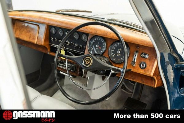 Daimler V8-250 1969 130409