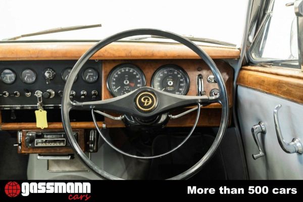 Daimler V8-250 1969 130410