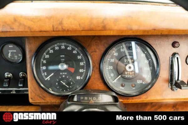 Daimler V8-250 1969 130411