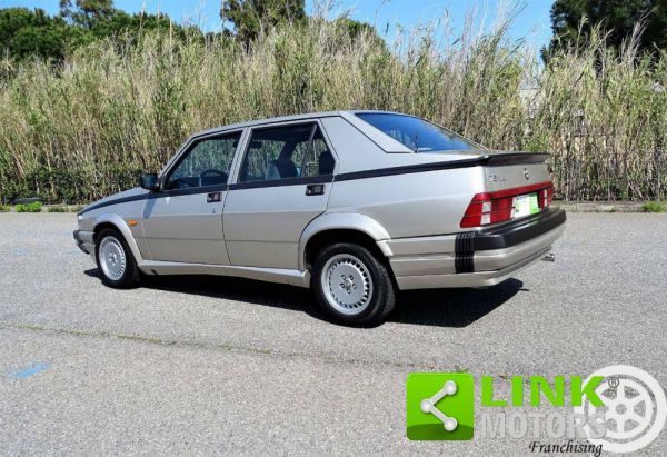Alfa Romeo 75 3.0 V6 America 1988 32022