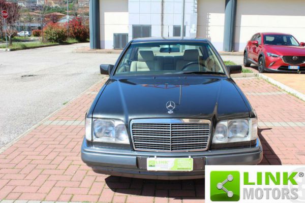 Mercedes-Benz E 320 1993 33133