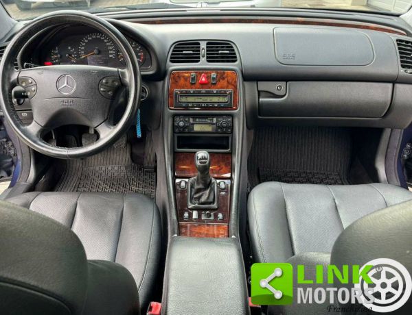 Mercedes-Benz CLK 200 Kompressor 2000 67312