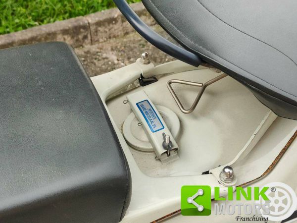 Piaggio Vespa 150 "Struzzo" VL 1956 72375