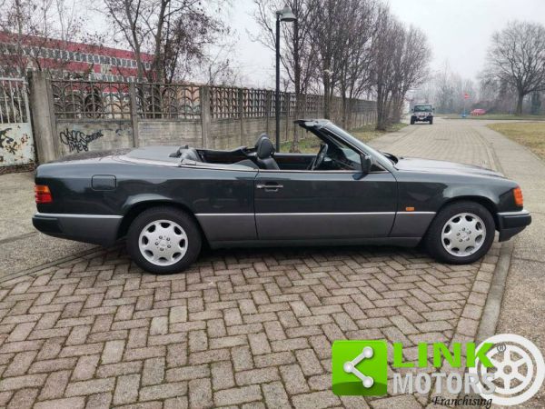 Mercedes-Benz 300 CE 1993 103730