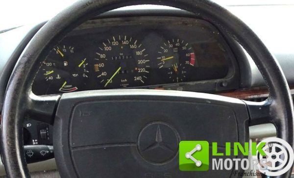 Mercedes-Benz 500 SEC 1989 106614