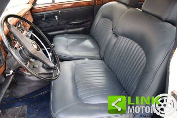 Jaguar S-Type 3.8 1967 106743