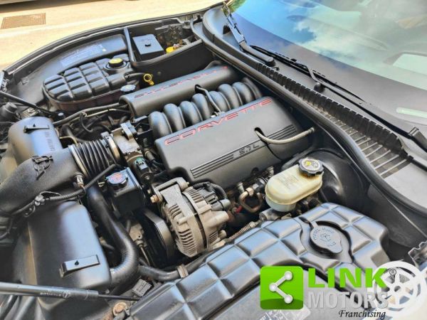 Chevrolet Corvette 2000 107050