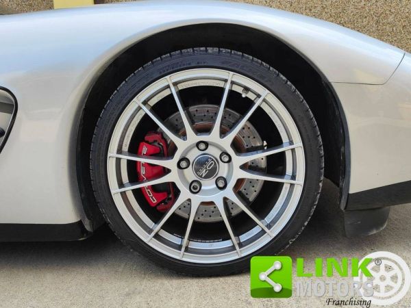 Chevrolet Corvette 2000 107053