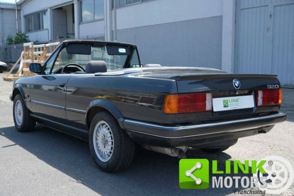 BMW 320i 1989 118188