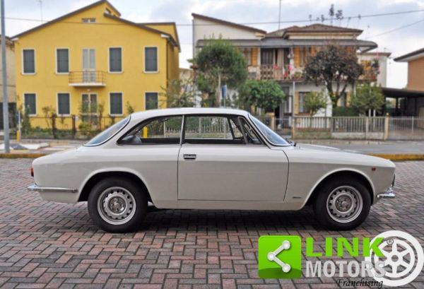 Alfa Romeo Giulia GT 1300 Junior 1972 118211