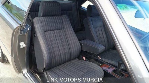 Mercedes-Benz 300 CE 1991 119207